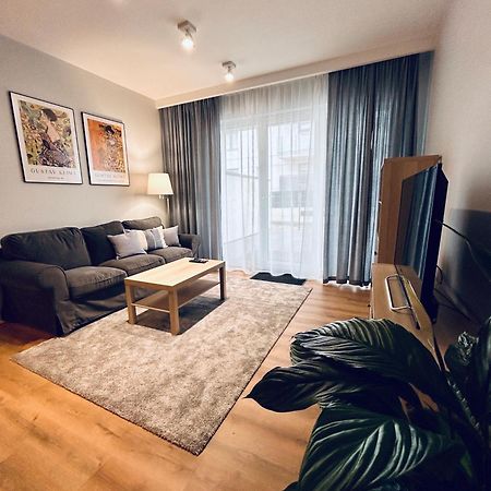 Boleslaviaapartments - Apartament Merci 4, Private Parking Free, Air Condition Boleslawiec  Buitenkant foto